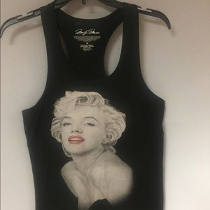Junior Marilyn Monroe black tank